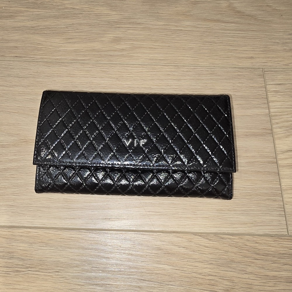 NWT Vif Black Patent Quilted Long Wallet Clutch with Box – Classic Chic...